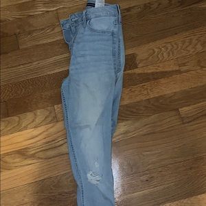 Hollister Light Washed High Waisted Jeans